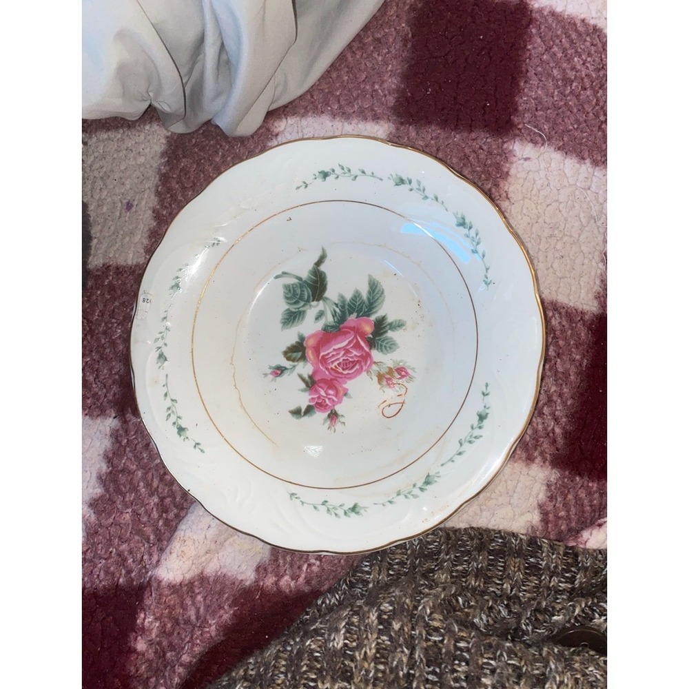 Holsted House China Rose Floral Gilt Rim Scalloped Edge Soup Bowl